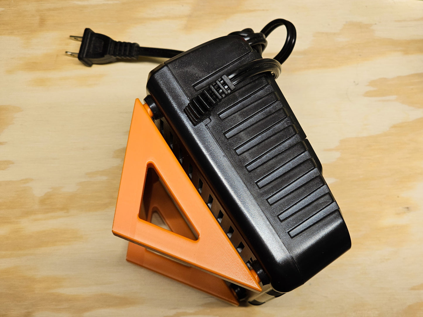 Wall Mount Bracket for WEN 20200D 20V MAX Dual-Battery Charger